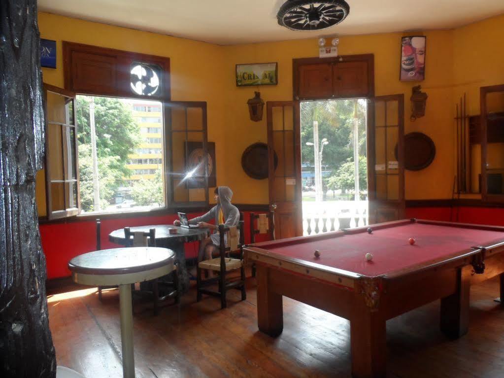 Flying Dog Hostel Ліма Екстер'єр фото