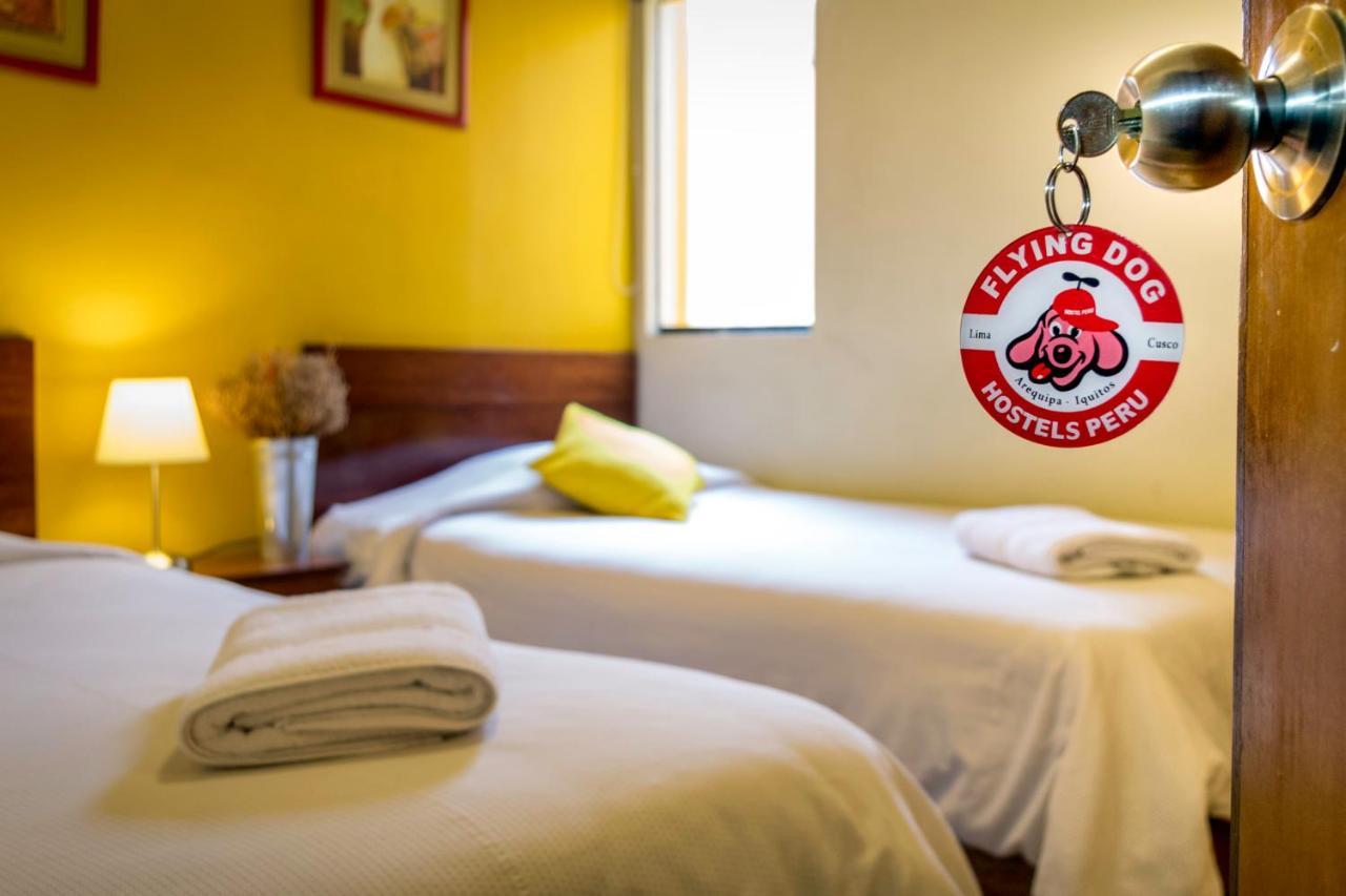 Flying Dog Hostel Ліма Екстер'єр фото