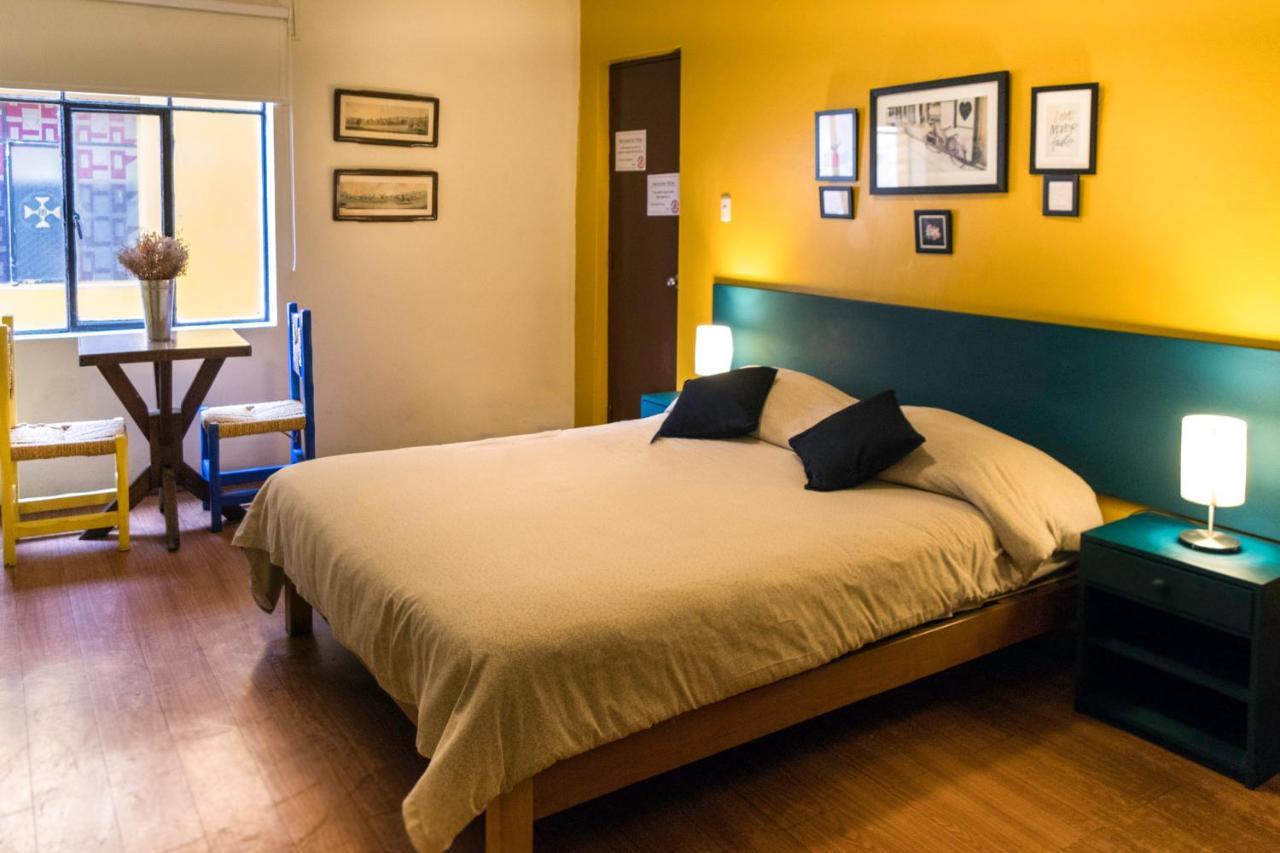 Flying Dog Hostel Ліма Екстер'єр фото